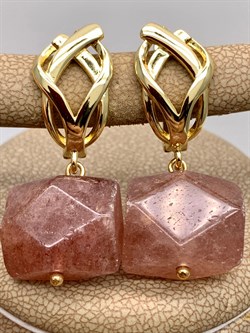 Серьги Клубничный кварц 106793 (11,80 гр, Клубничный кварц, Бразилия, Граненый, 13х16 мм) - фото 623541