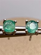 Серьги-пусеты с зеленым Бериллом 109472-2 (4,5 мм, Берилл, Бразилия, Граненый, Гвоздики, Зелёный) вес 0,53 гр